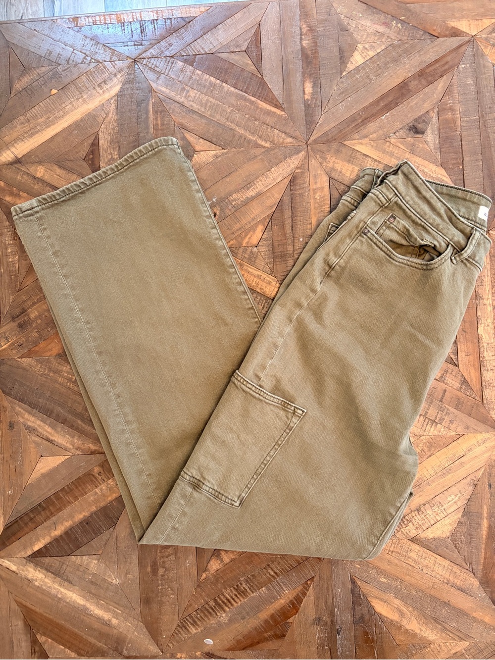 Warp + Weft “Houston” Relaxed Wide Leg Jeans — size 10/30, olive/army green wash